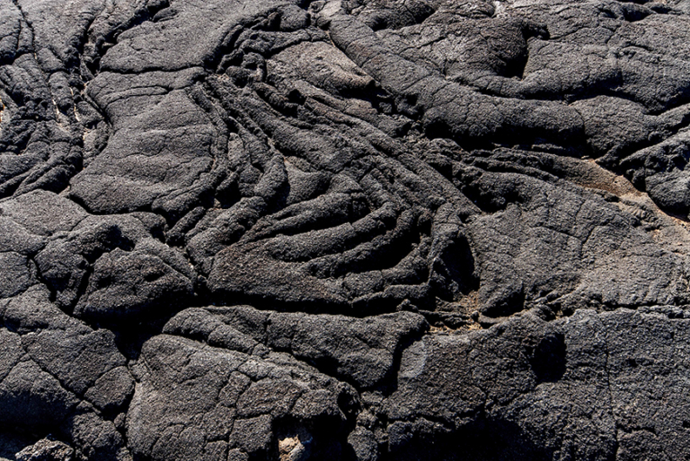 8320 – Escoadas de lavas estéreis